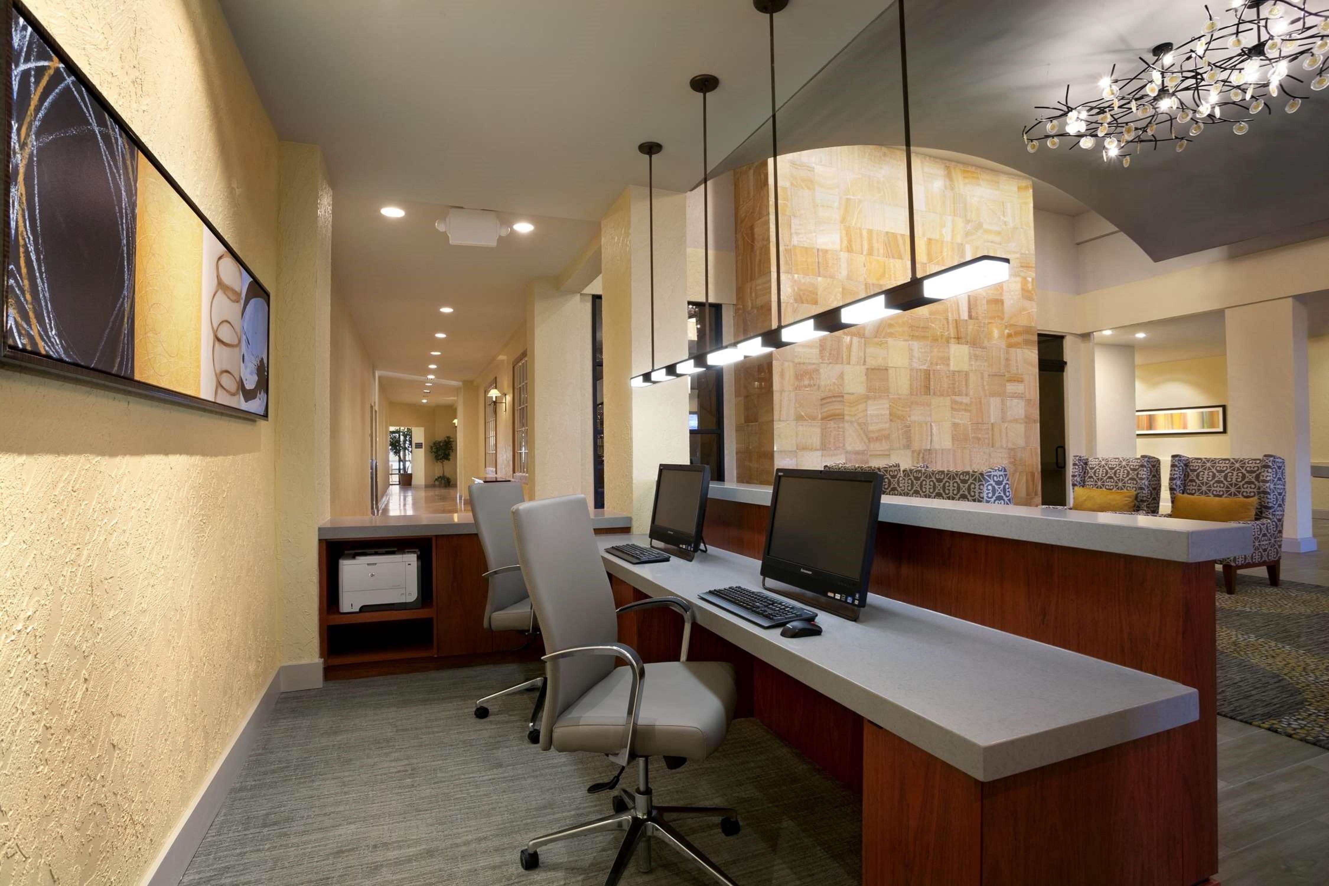 Doubletree By Hilton Hotel Salt Lake City Airport Εξωτερικό φωτογραφία