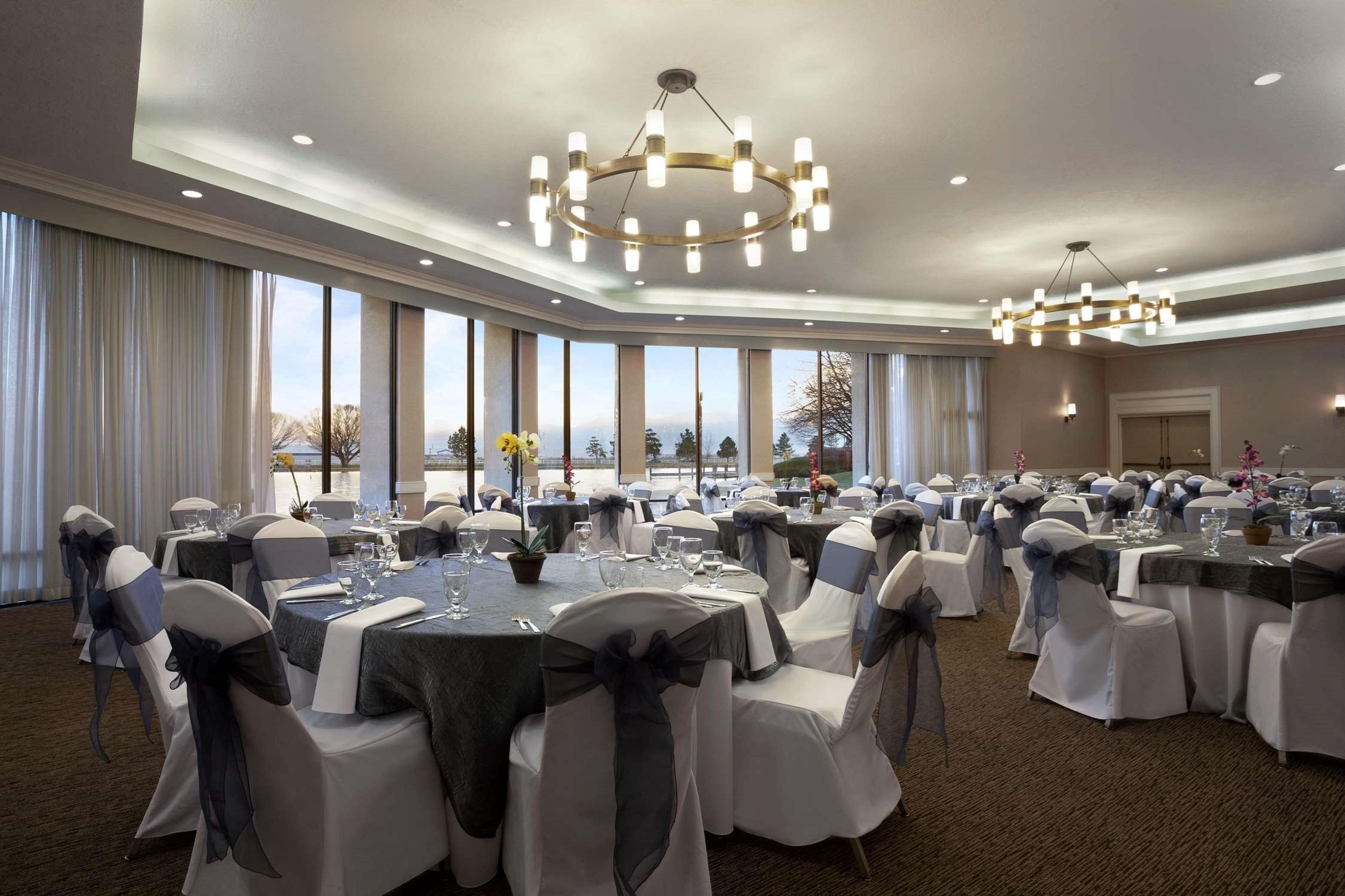 Doubletree By Hilton Hotel Salt Lake City Airport Εξωτερικό φωτογραφία