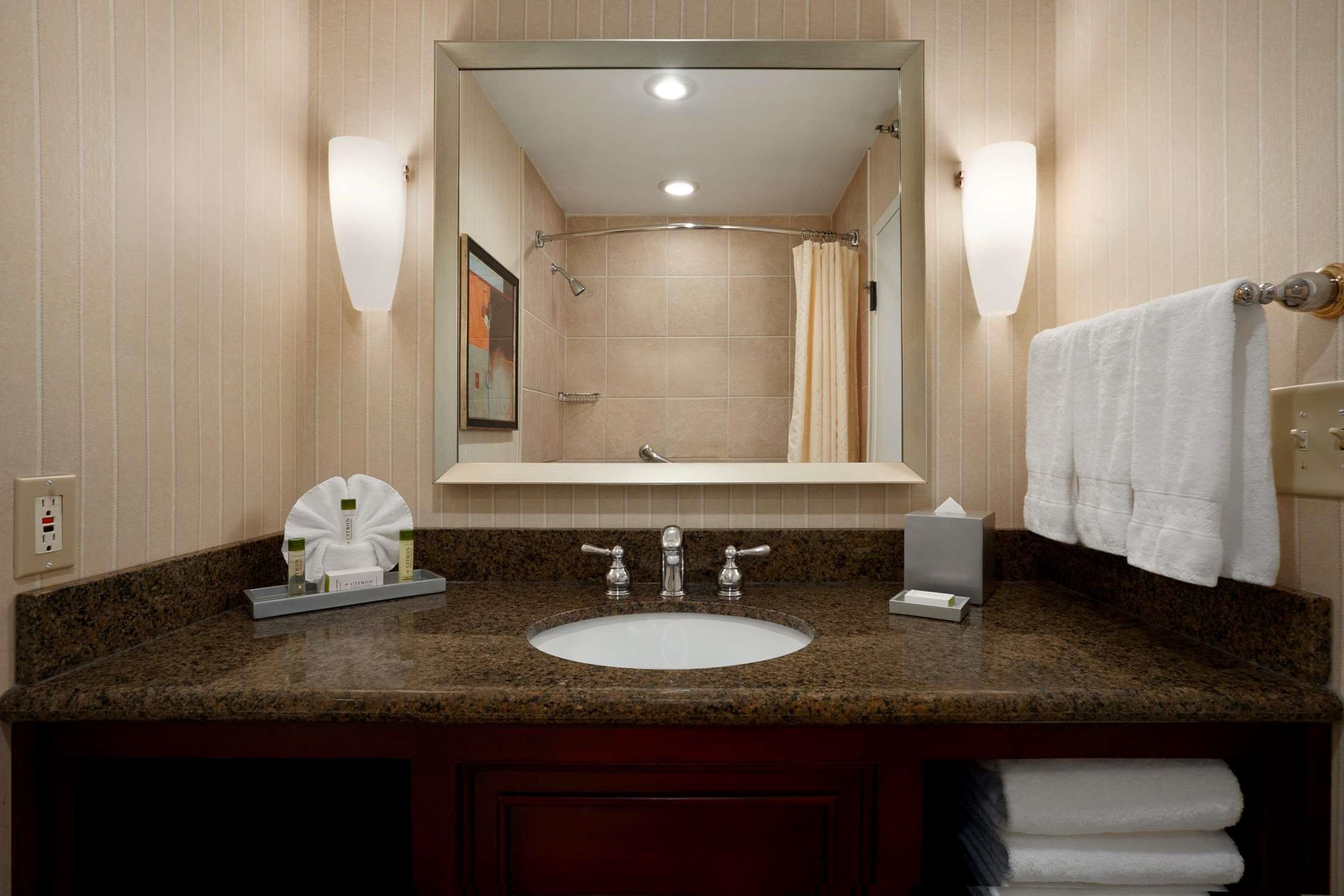 Doubletree By Hilton Hotel Salt Lake City Airport Εξωτερικό φωτογραφία