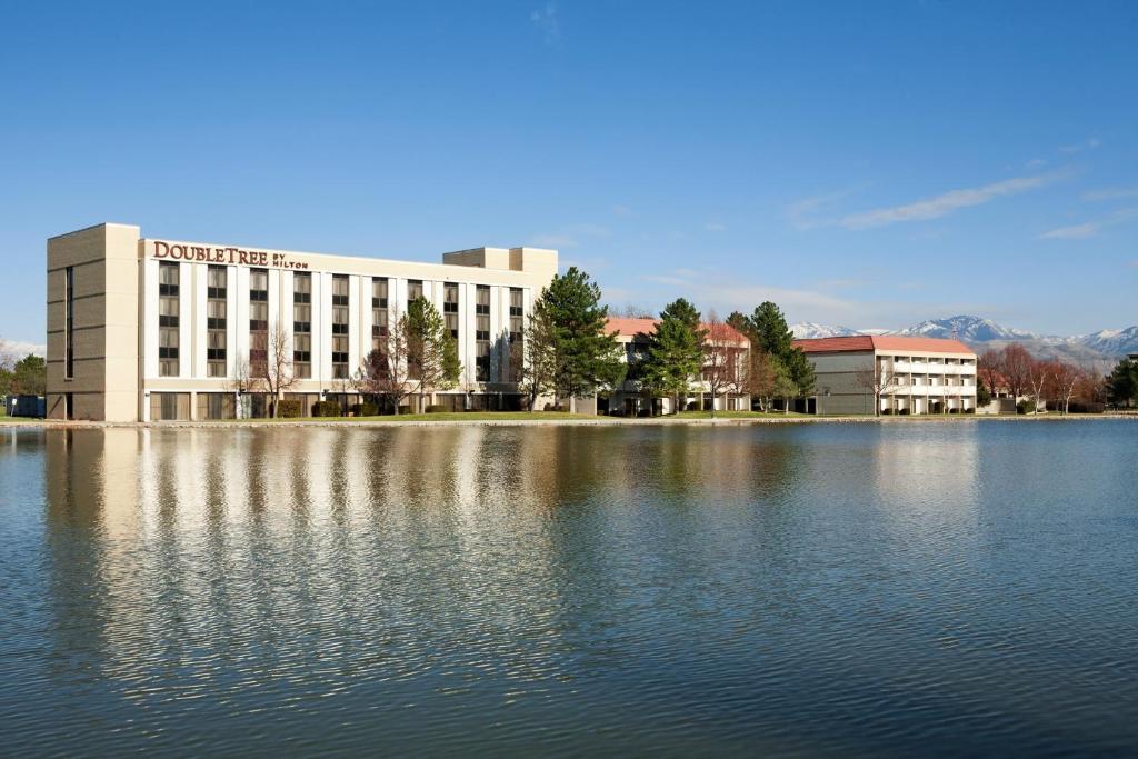 Doubletree By Hilton Hotel Salt Lake City Airport Εξωτερικό φωτογραφία
